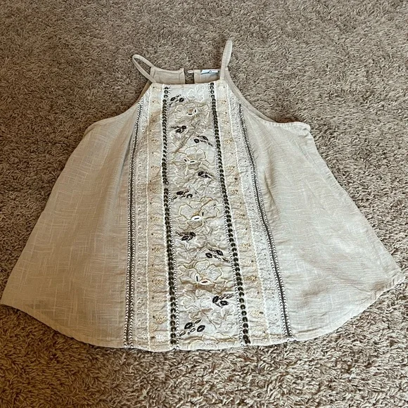 Shyanne Tank Top - Picture 1 of 4